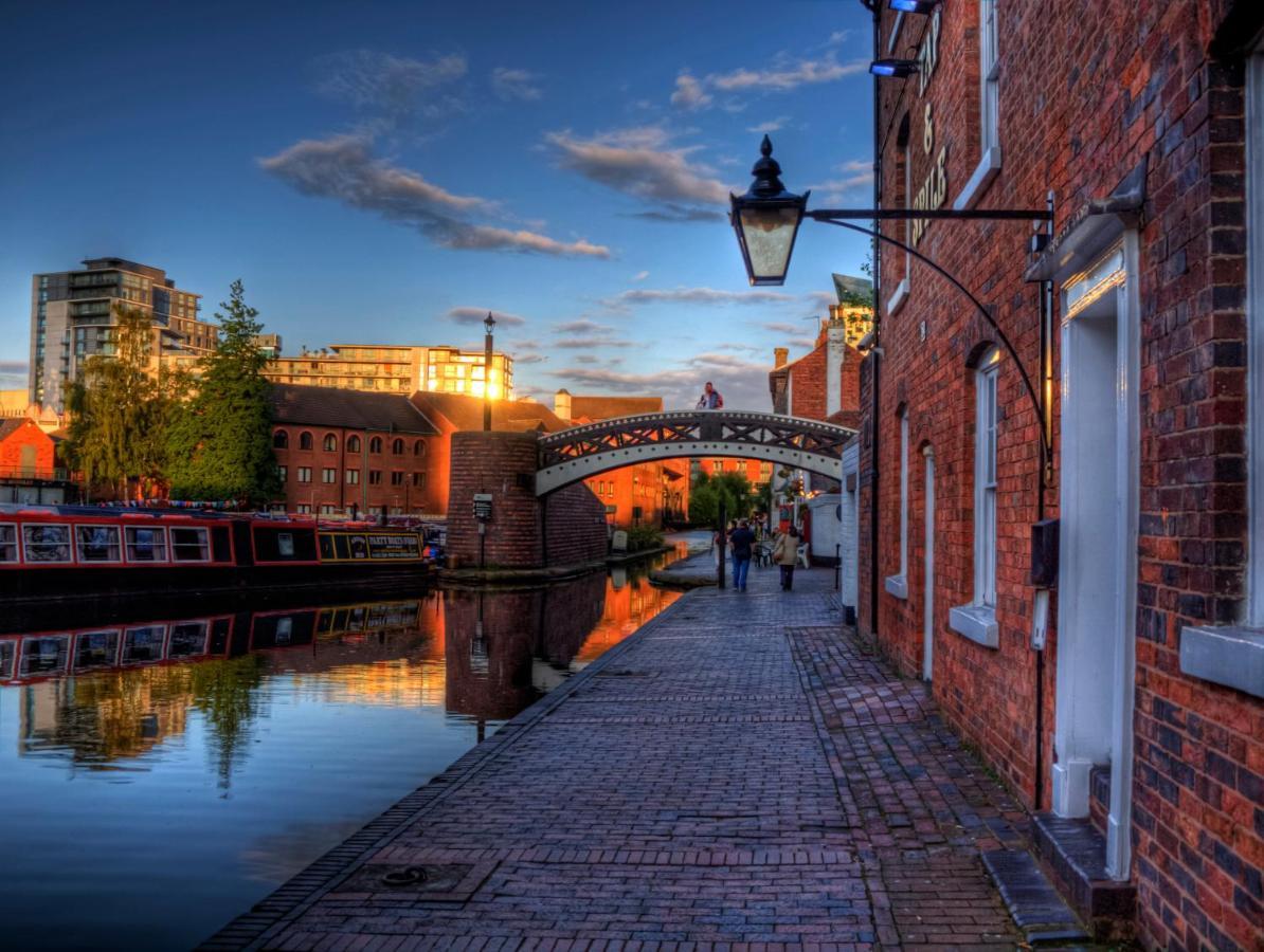 Studio Apartment - City Centre - Broad Street - Brindley Place - Wifi - Netflix - Smart Tv Birmingham Eksteriør bilde